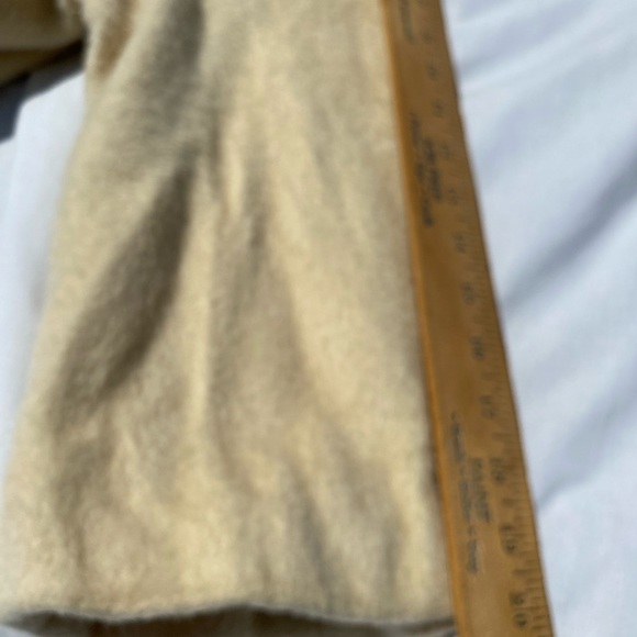 Vintage 1960s Gus Meyer Beige Wool Coat Honey Furry Collar 3/4 Sleeves L - Picture 3 of 16